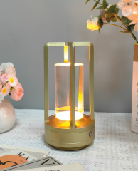 DEKORATİF MASA LAMBASI