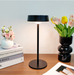 DEKORATİF MASA LAMBASI